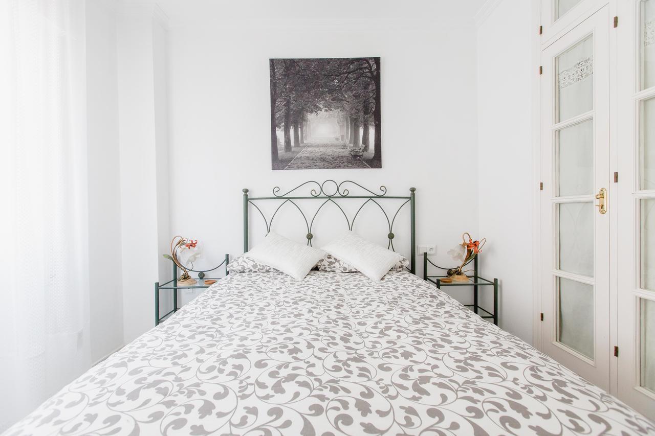 Apartamentos Las Huertas Cadiz Bagian luar foto